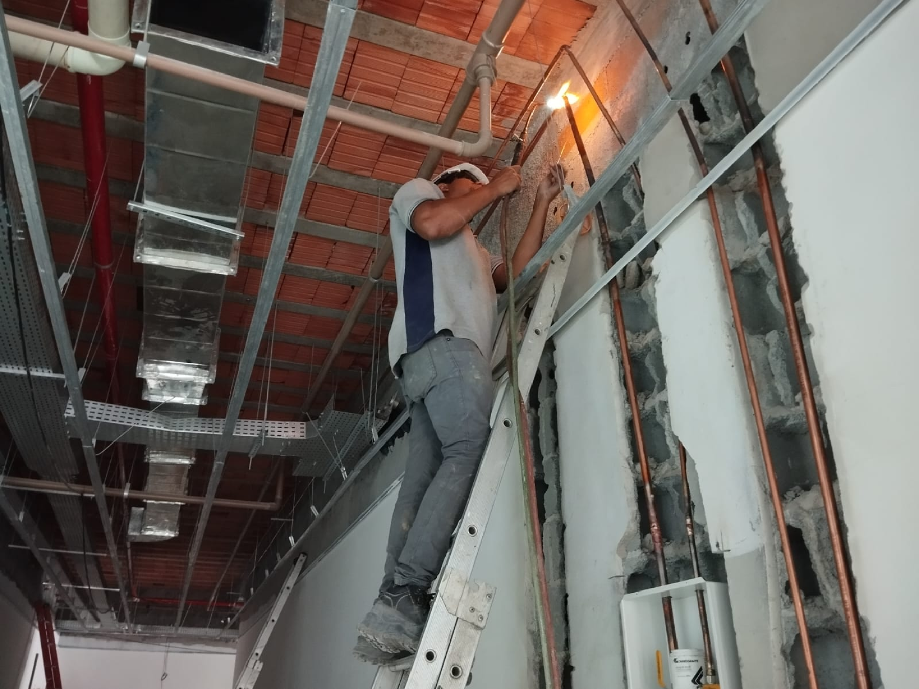 IDL Engenharia Hospitalar - Instalação de Rede